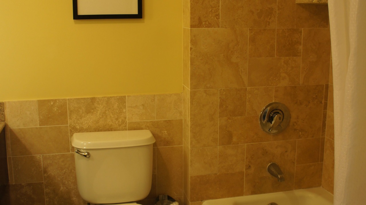 Photo of Bathroom in Hanamaulu