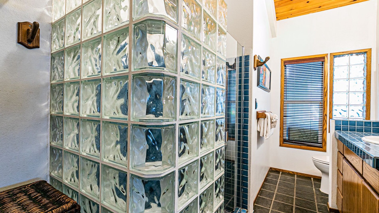 Photo of Bathroom in Keaau