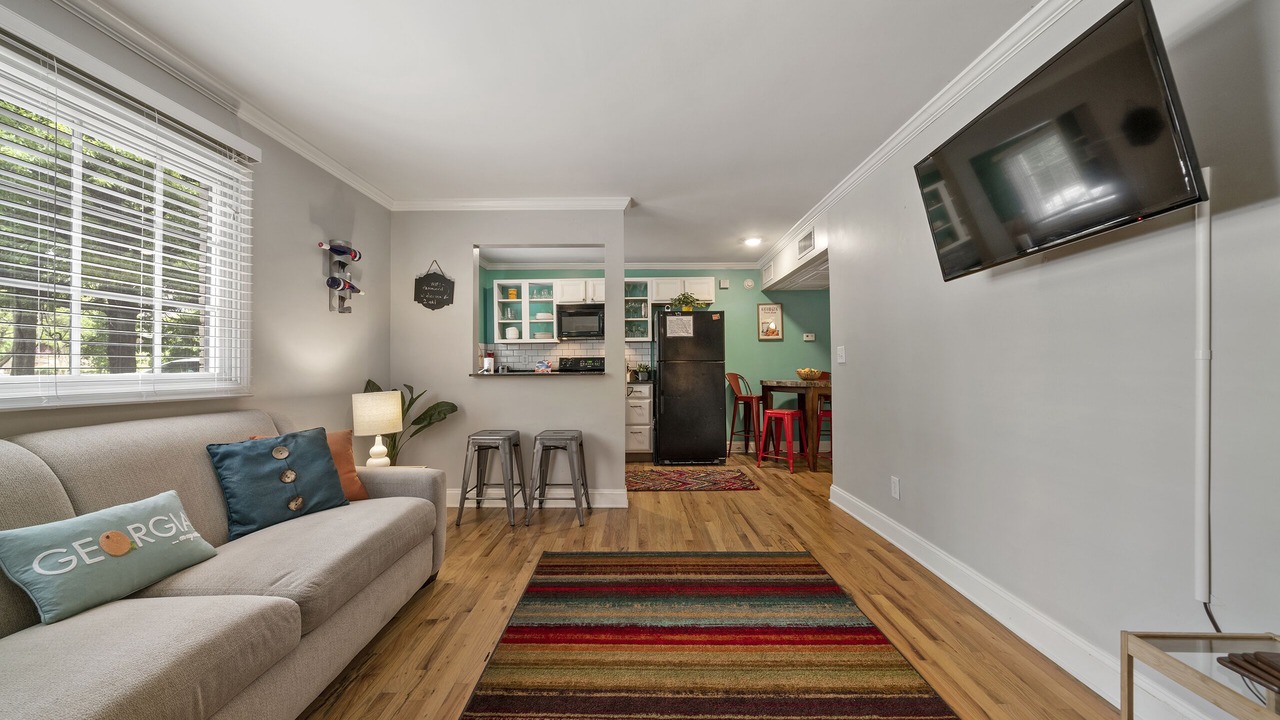 Photo of Livingroom in Virginia Highland