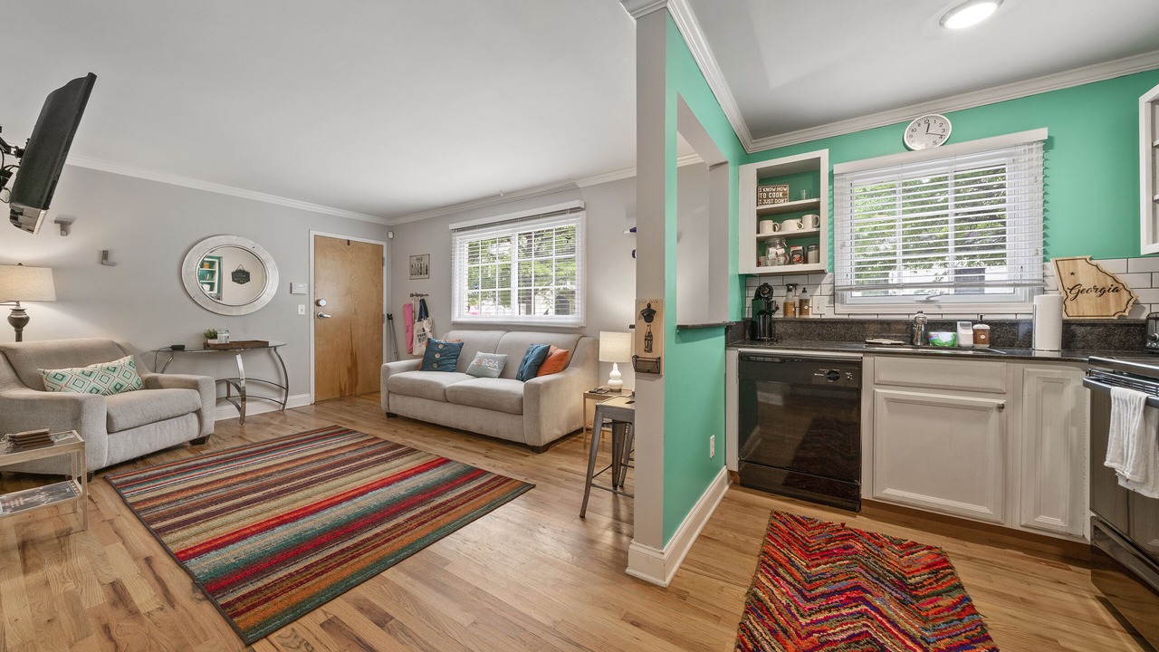 Photo of Livingroom in Virginia Highland