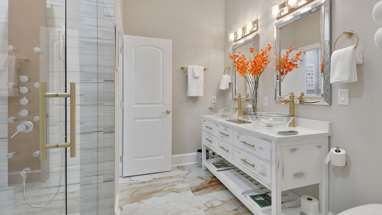 Photo of Bathroom in Brookwood