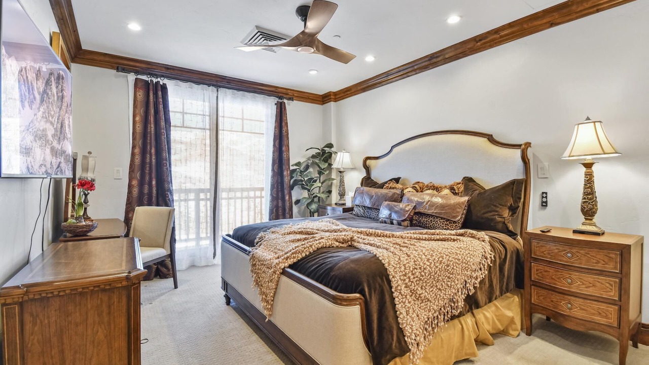 Photo of Bedroom in Empire Pass