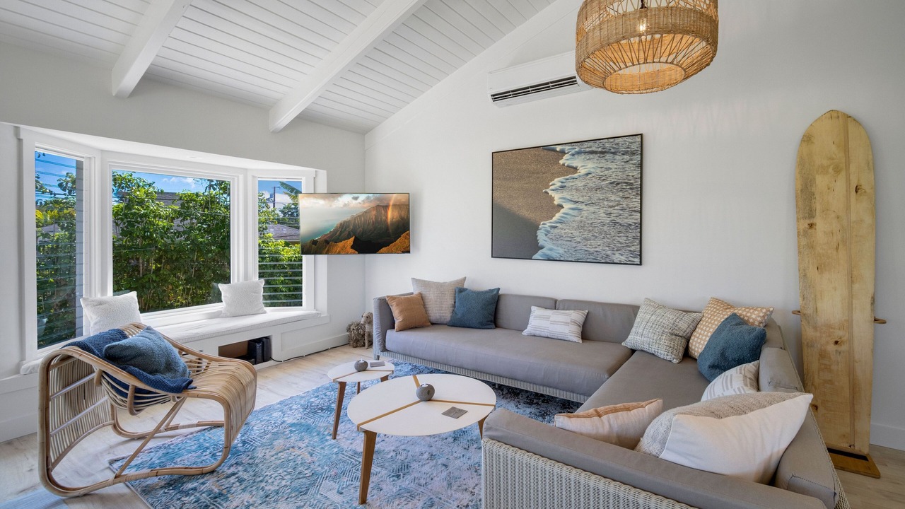 Photo of Livingroom in Hanalei