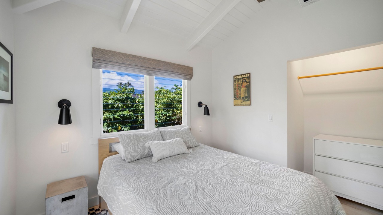 Photo of Bedroom in Hanalei