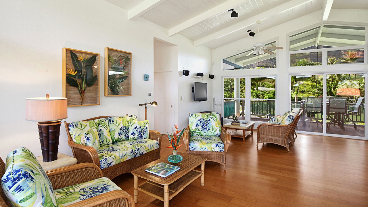 Photo of Livingroom in Wainiha
