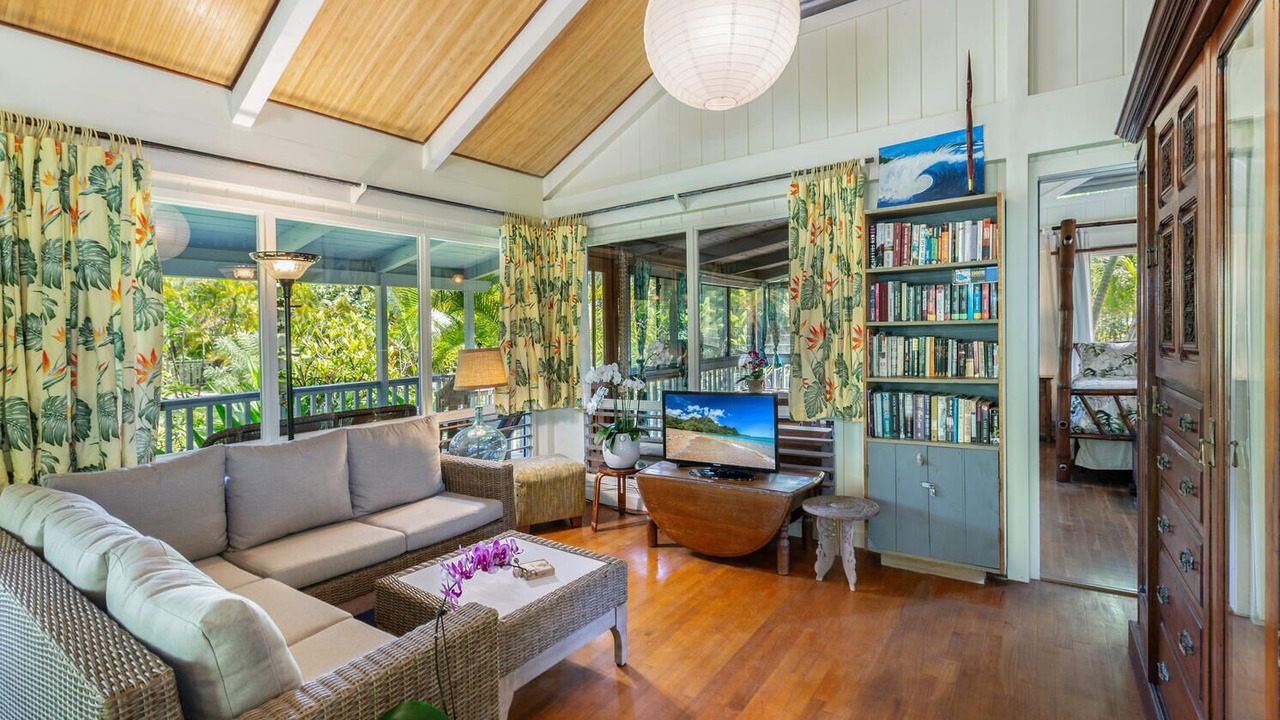 Photo of Livingroom in Wainiha