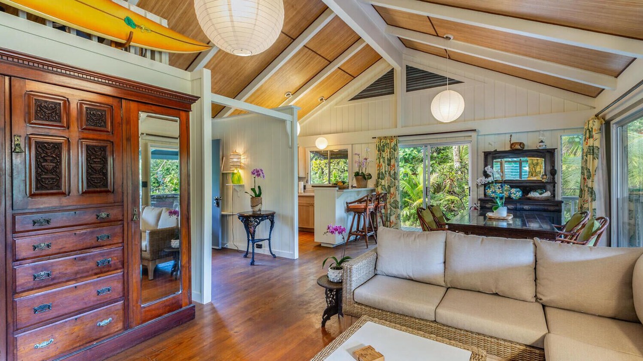 Photo of Livingroom in Wainiha