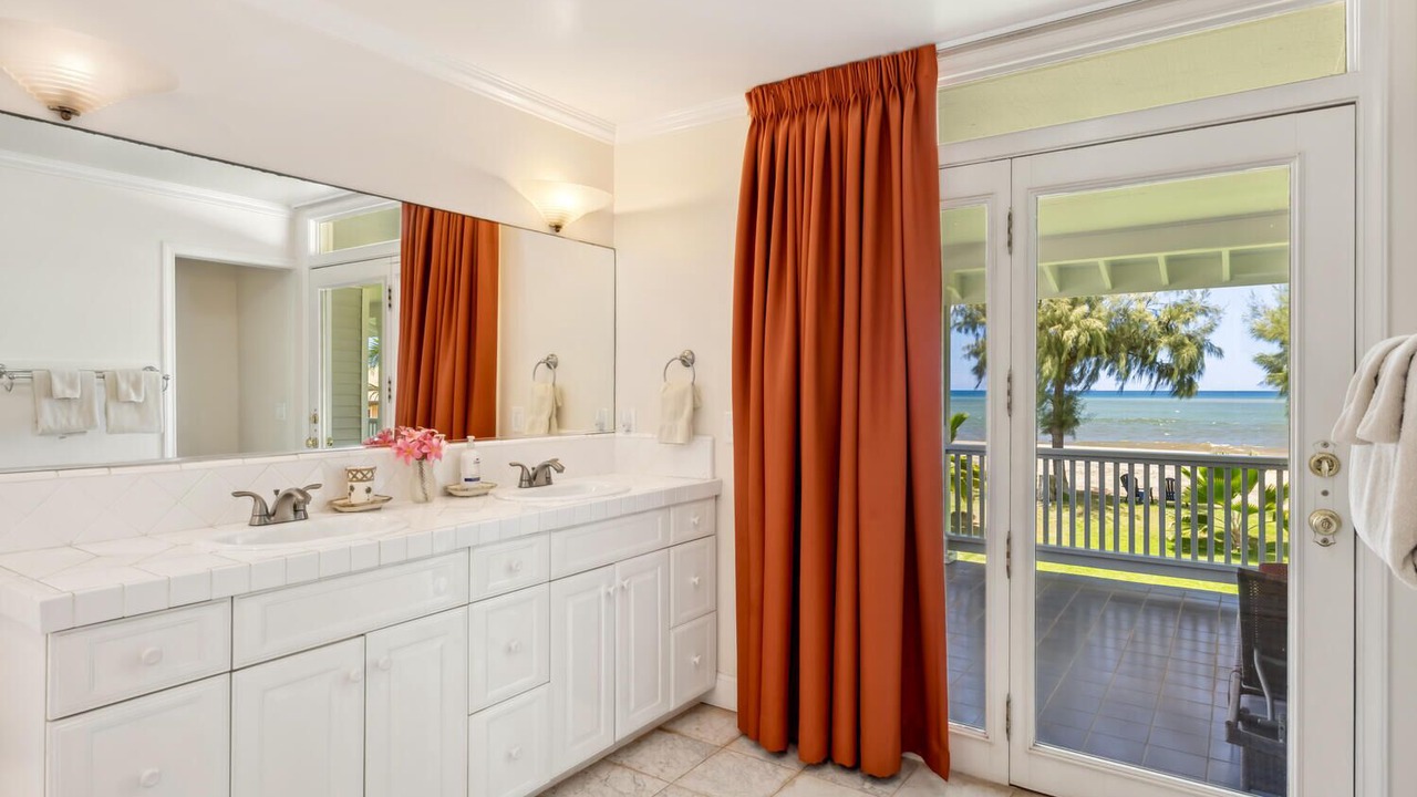 Photo of Bathroom in Waimea