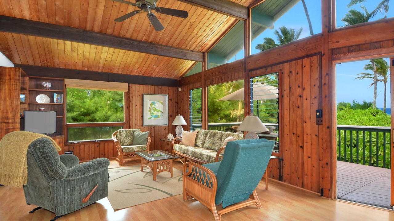 Photo of Livingroom in Wainiha