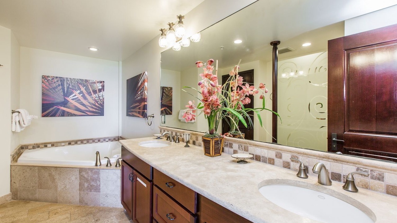 Photo of Bathroom in Wailua