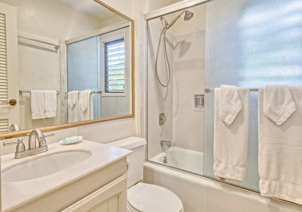 Photo of Bathroom in Lihue