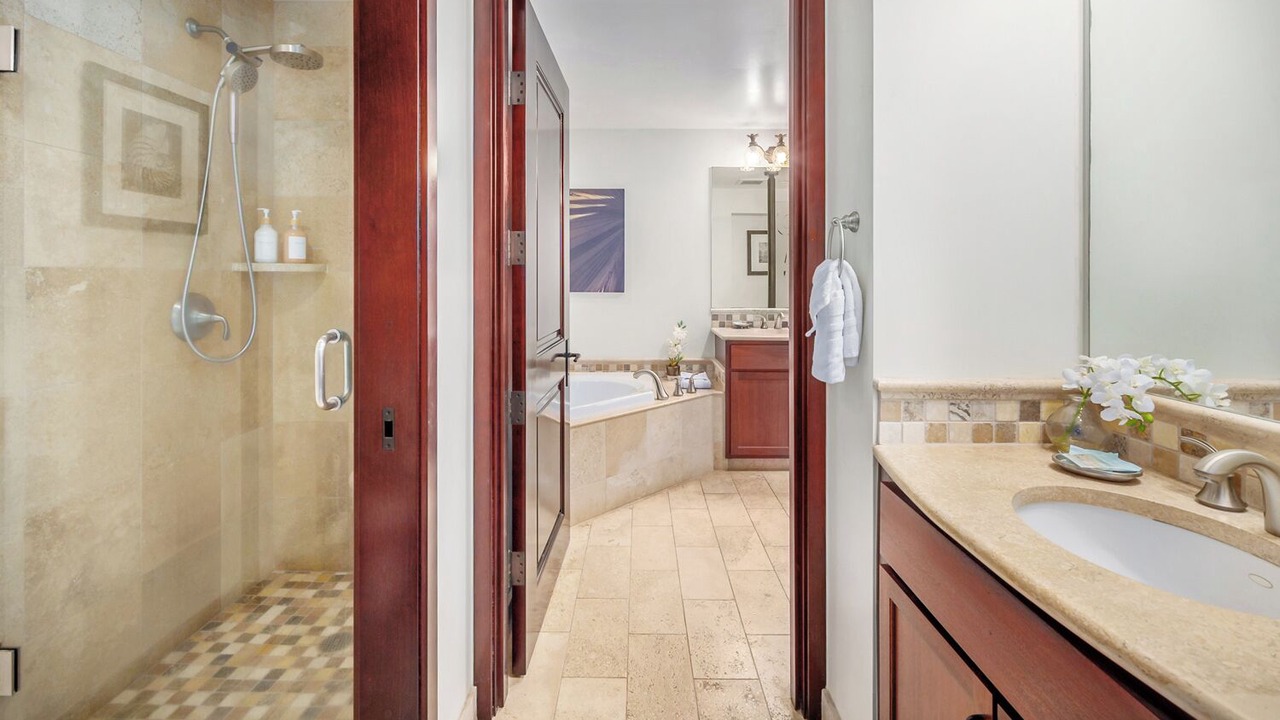 Photo of Bathroom in Wailua