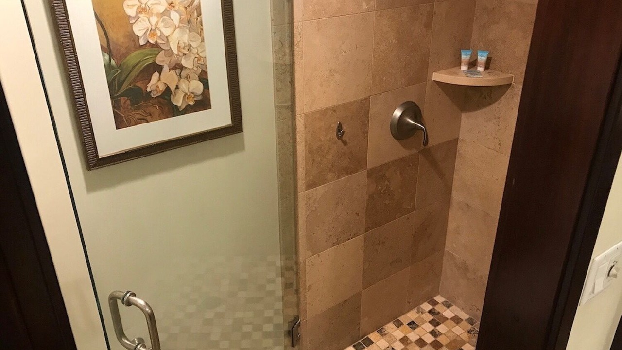 Photo of Bathroom in Wailua