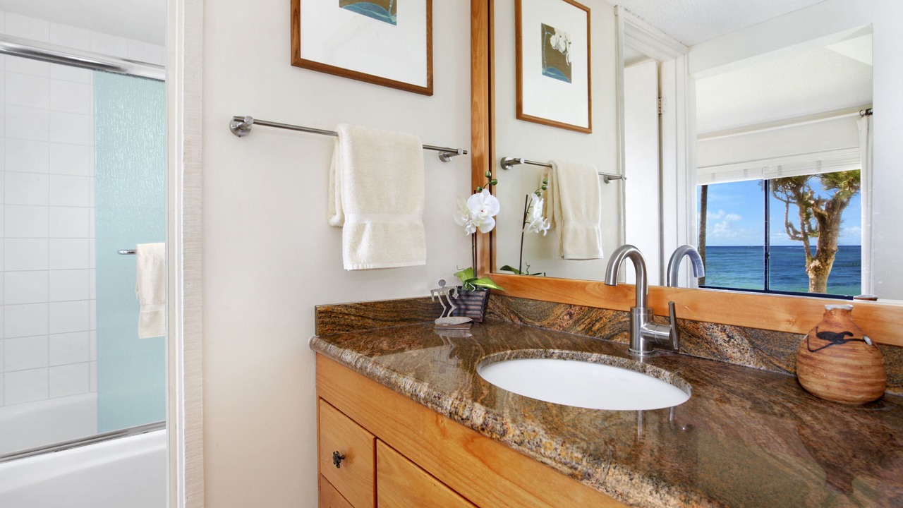 Photo of Bathroom in Princeville