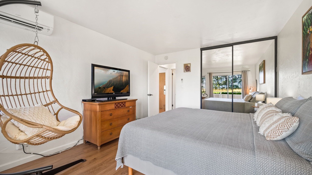 Photo of Bedroom in Wailua
