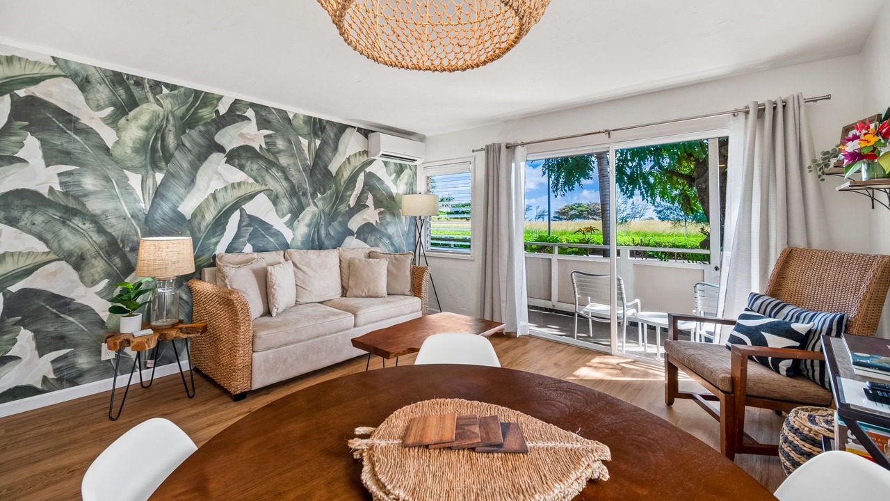 Photo of Livingroom in Wailua