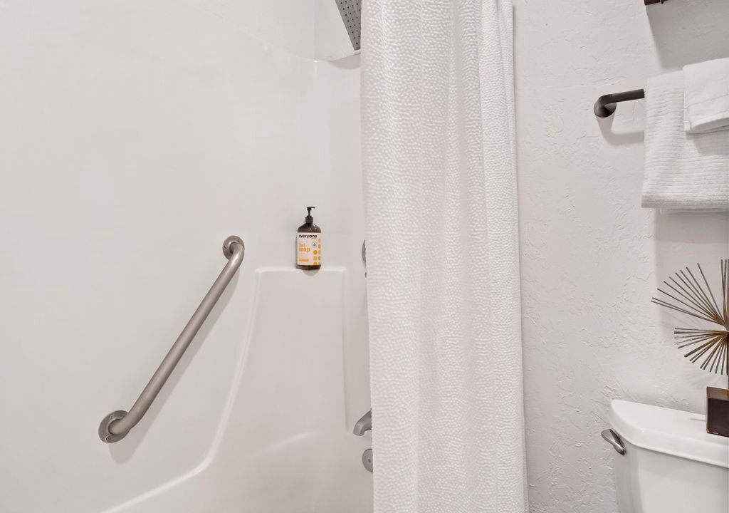 Photo of Bathroom in Wailua