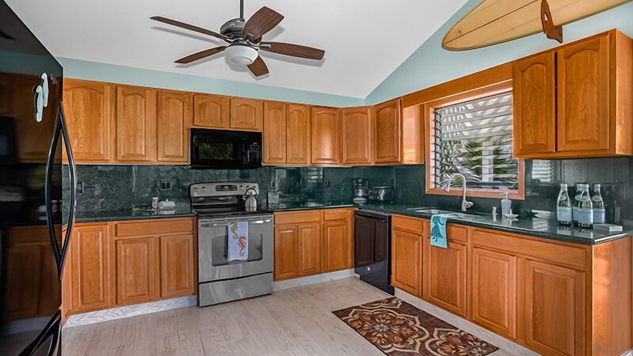 Photo of Kitchen in Poipu