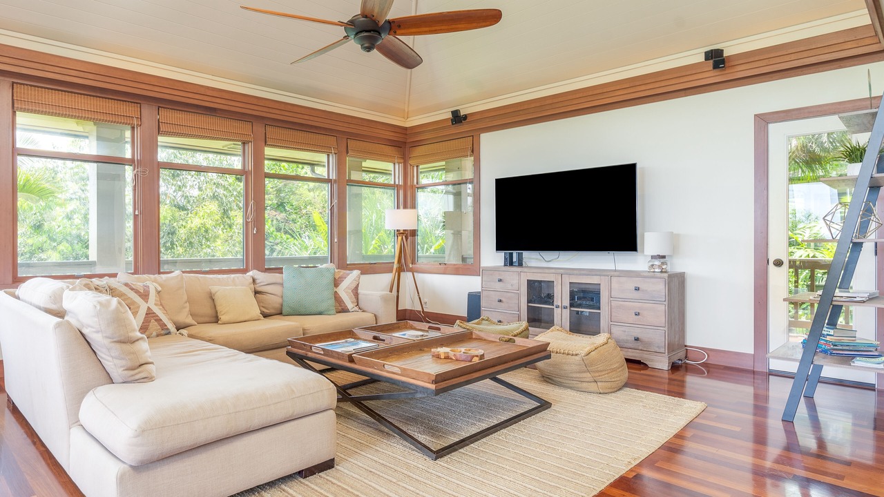 Photo of Livingroom in Princeville