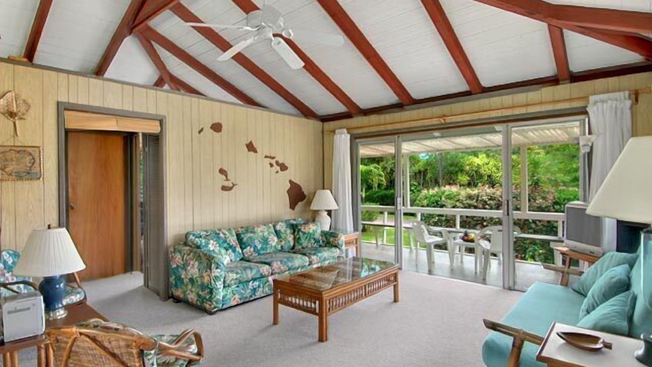 Photo of Livingroom in Hanalei