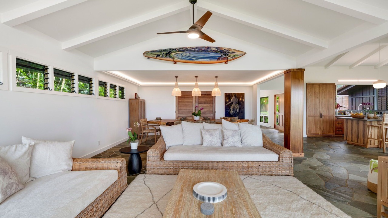 Photo of Livingroom in Hanalei