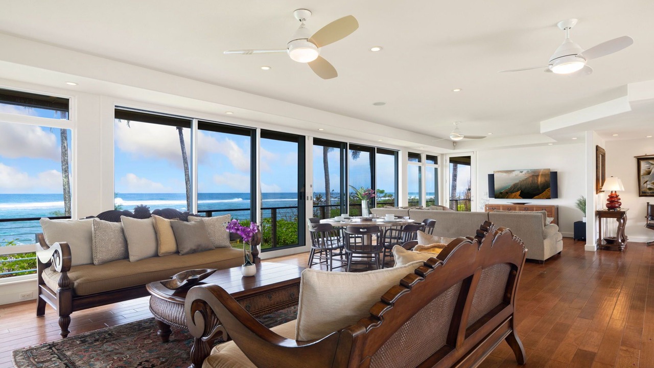 Photo of Livingroom in Wainiha