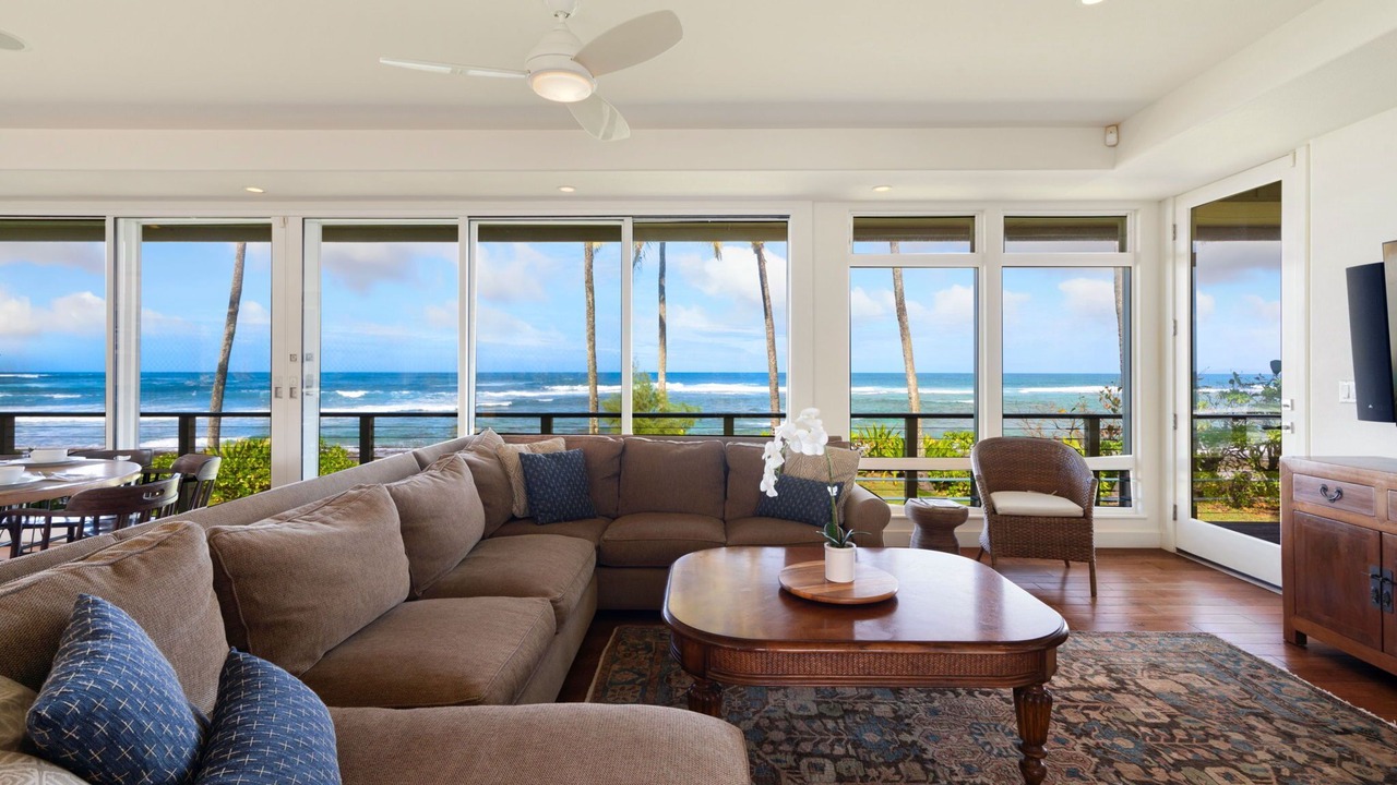 Photo of Livingroom in Wainiha