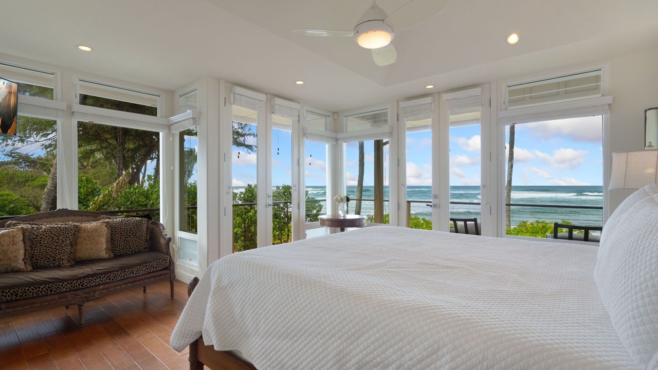 Photo of Bedroom in Wainiha
