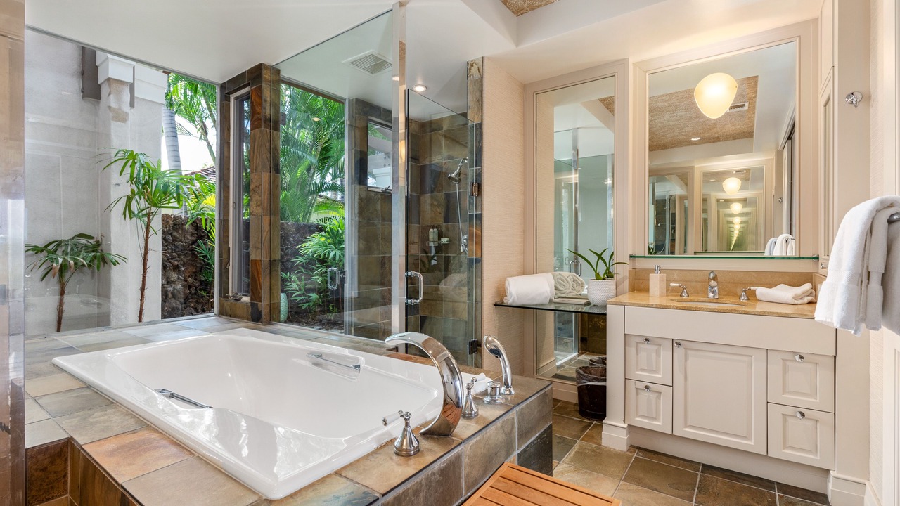 Photo of Bathroom in Kaupulehu