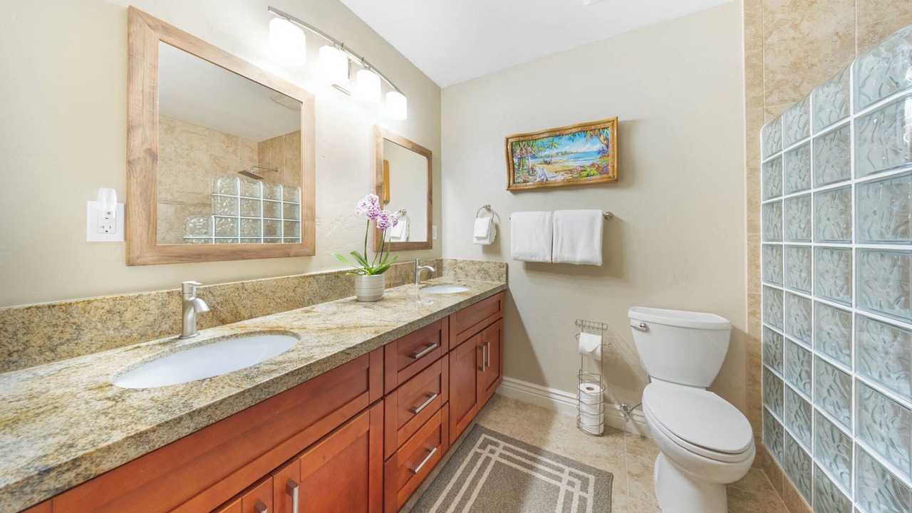 Photo of Bathroom in Lihue