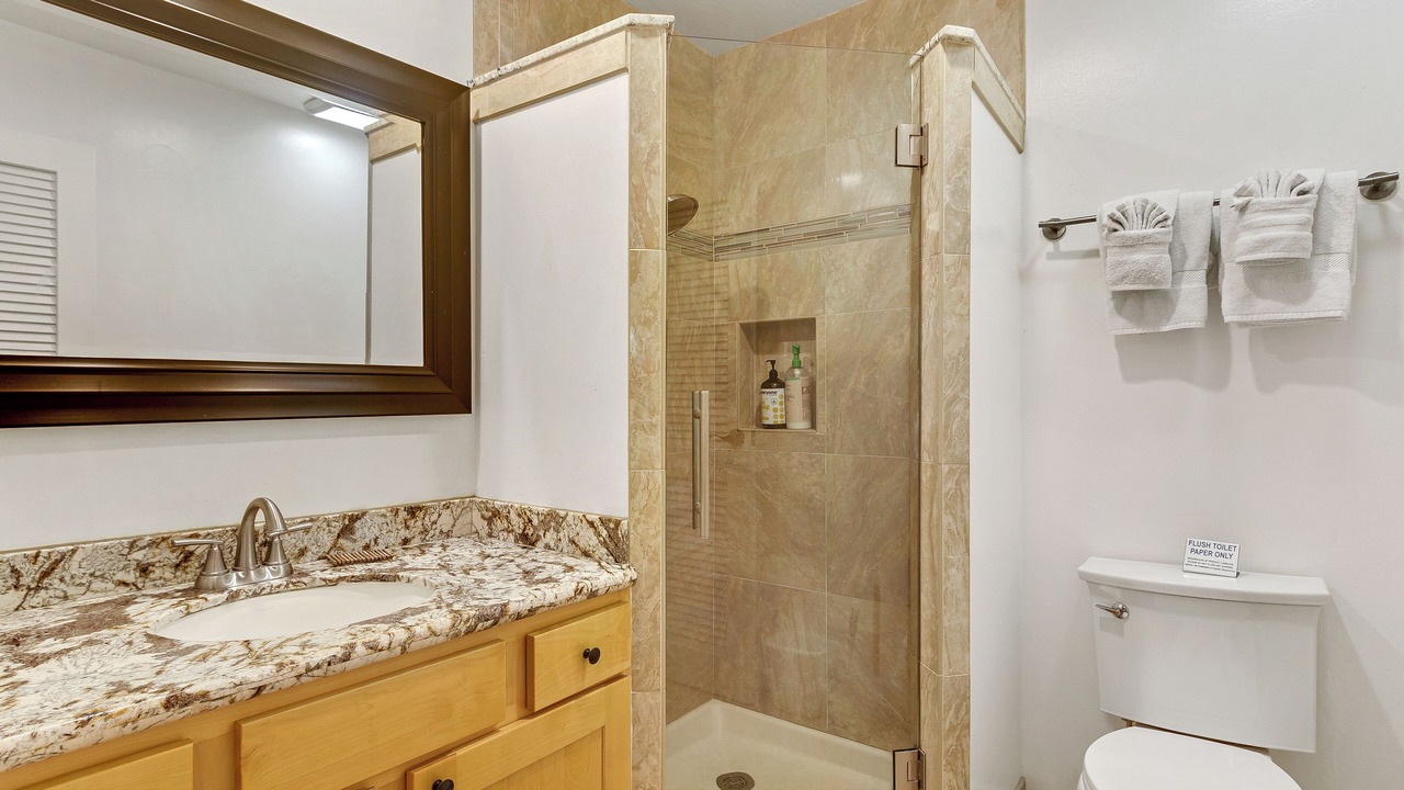 Photo of Bathroom in Lihue