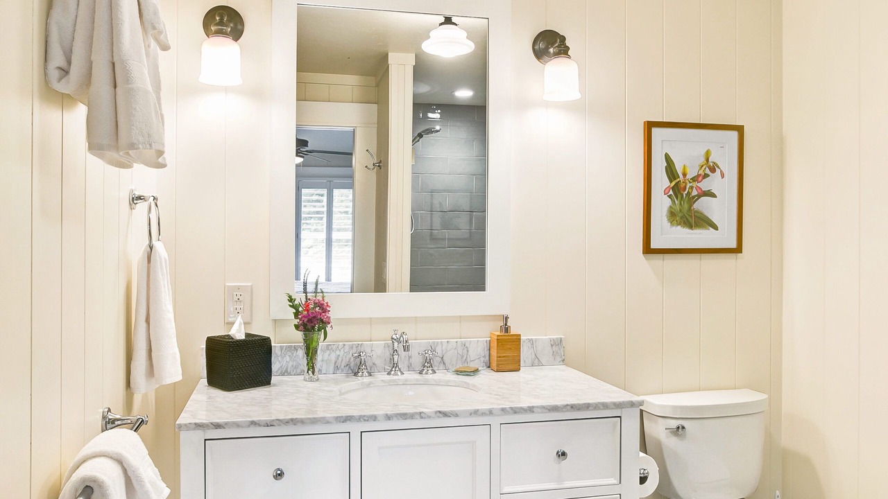 Photo of Bathroom in Poipu