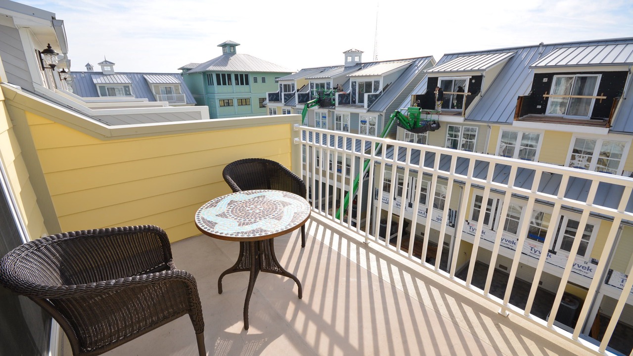 Photo of Patio Balcony in Sunset Island