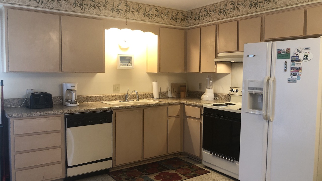 Photo of Kitchen in Jekyll Island