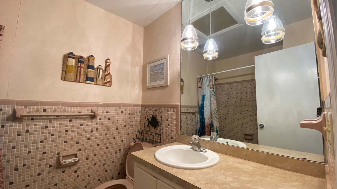 Photo of Bathroom in Jekyll Island