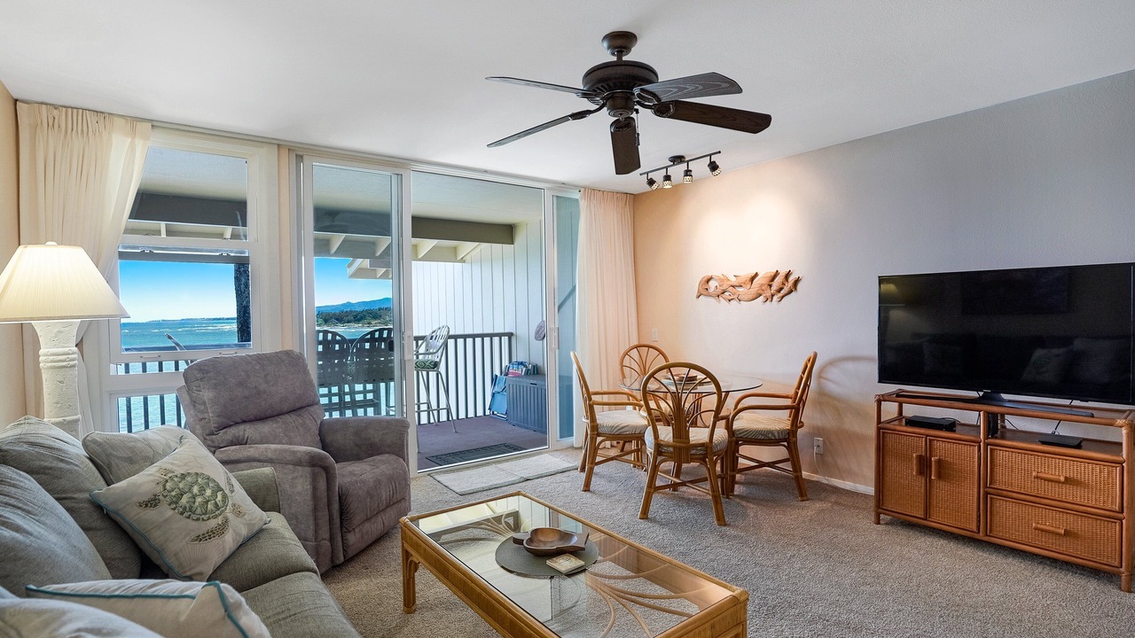 Photo of Livingroom in Wailua House Lots