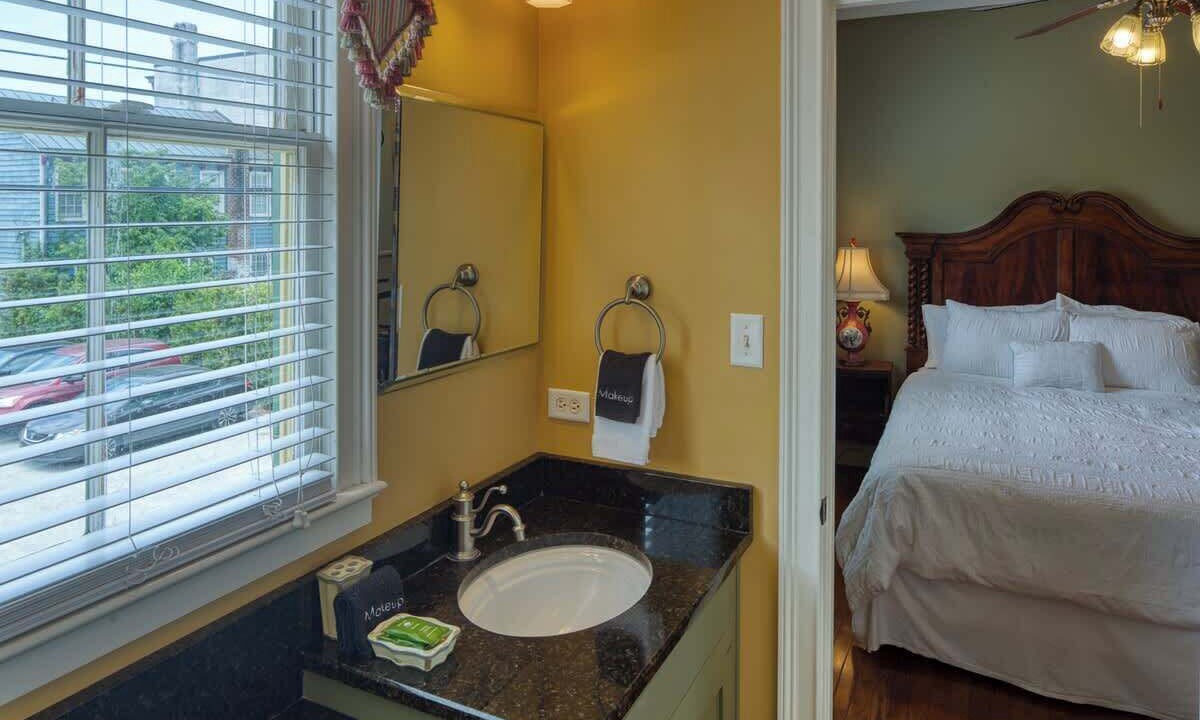 Photo of Bathroom in Historic District - North
