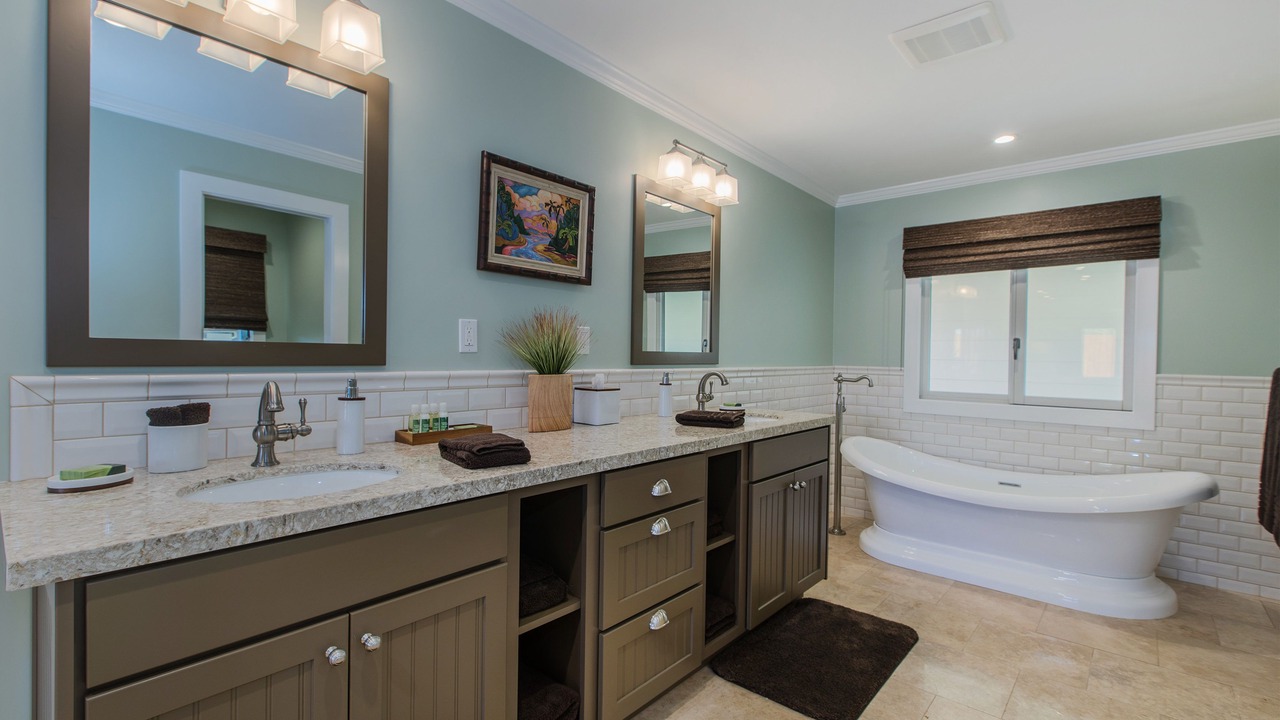 Photo of Bathroom in Poipu