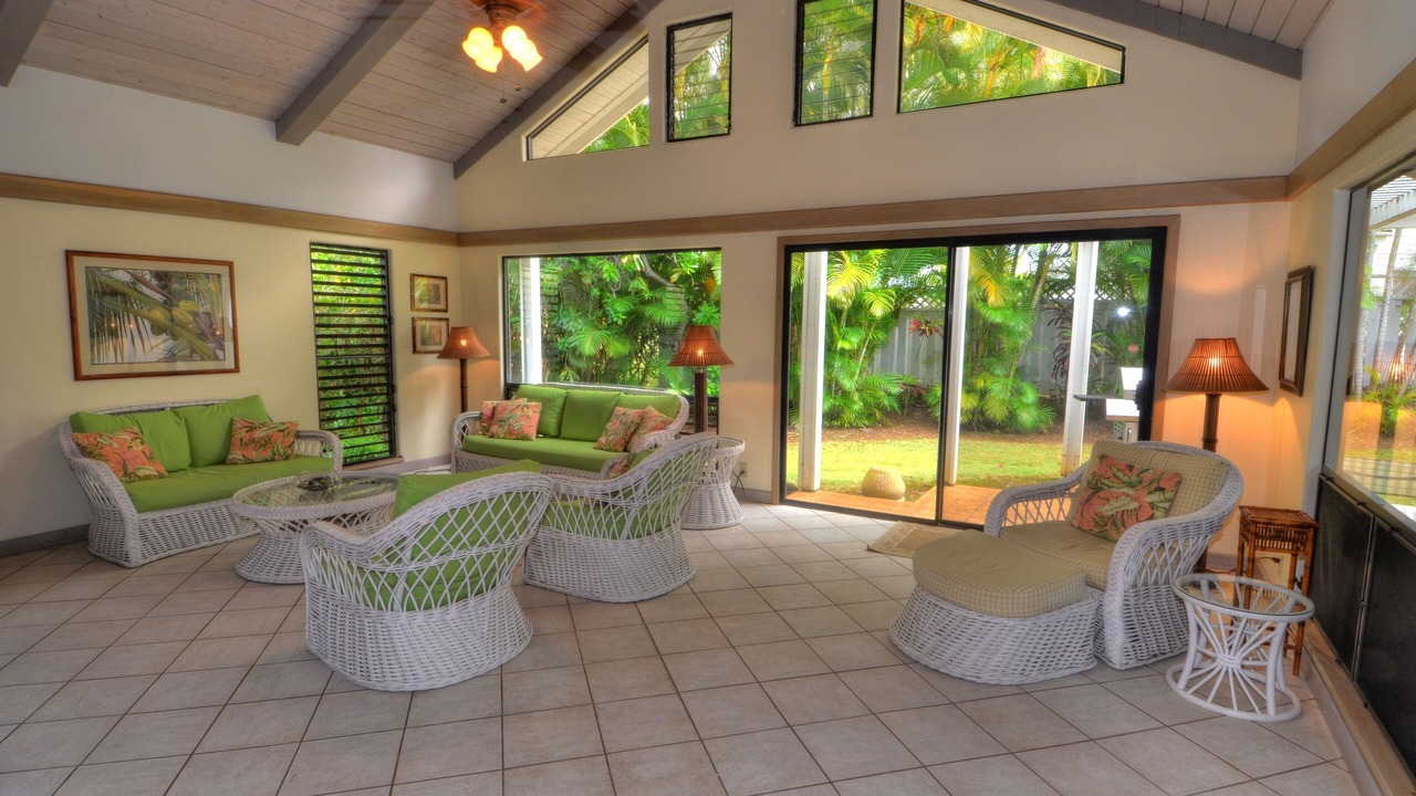Photo of Livingroom in Poipu
