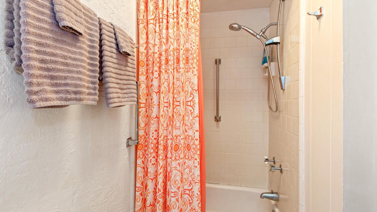 Photo of Bathroom in Poipu