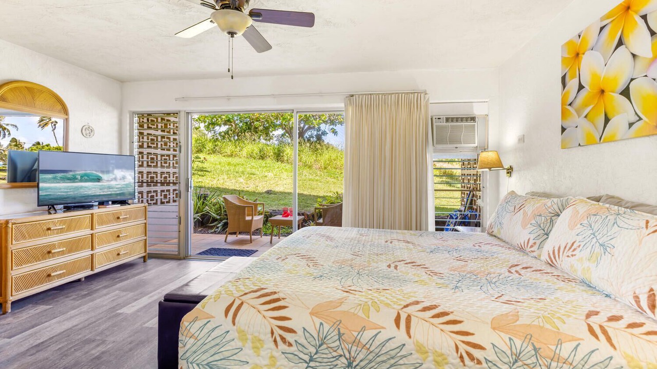 Photo of Bedroom in Poipu