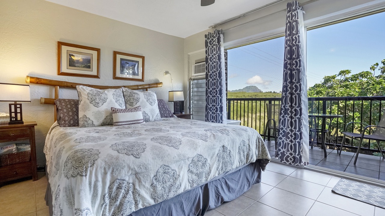 Photo of Bedroom in Poipu