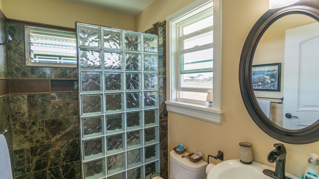 Photo of Bathroom in Poipu