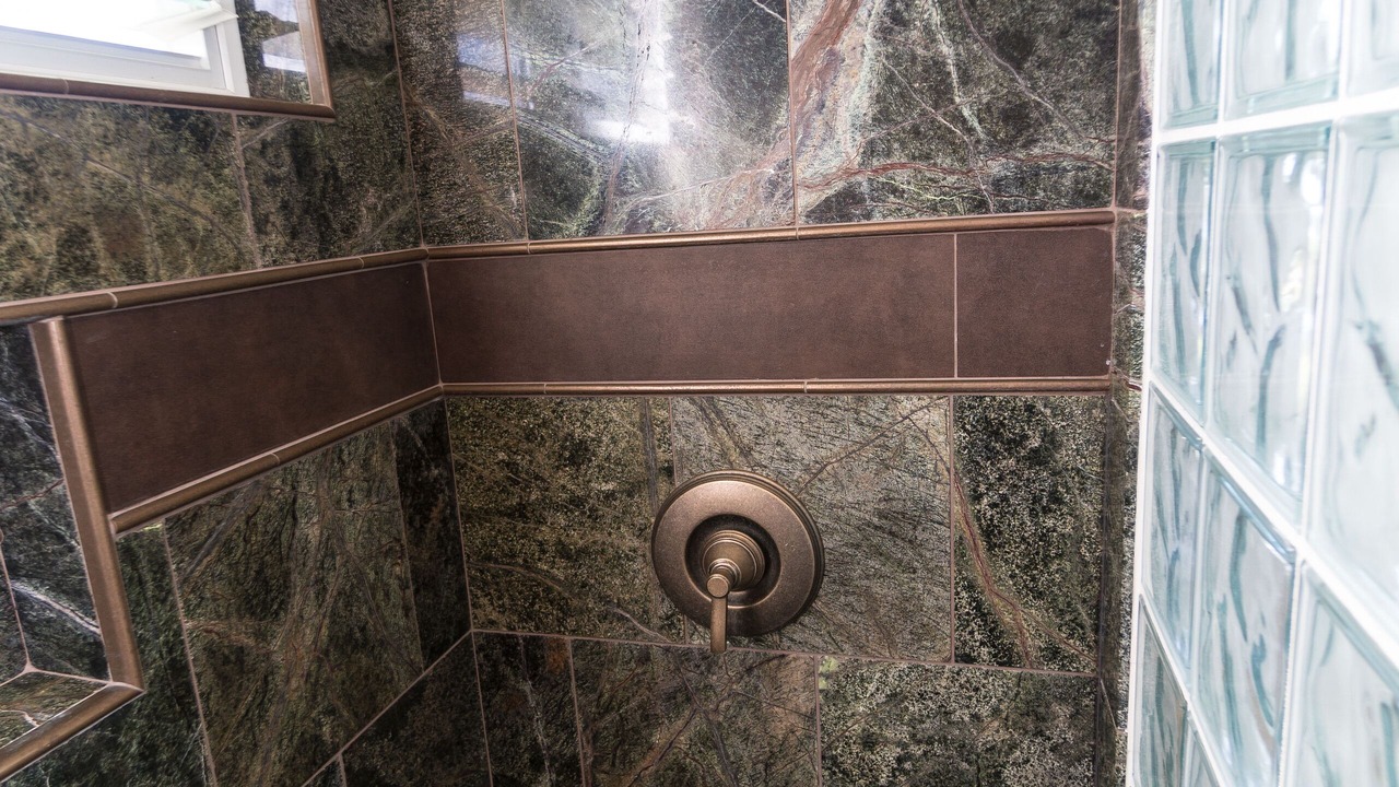 Photo of Bathroom in Poipu