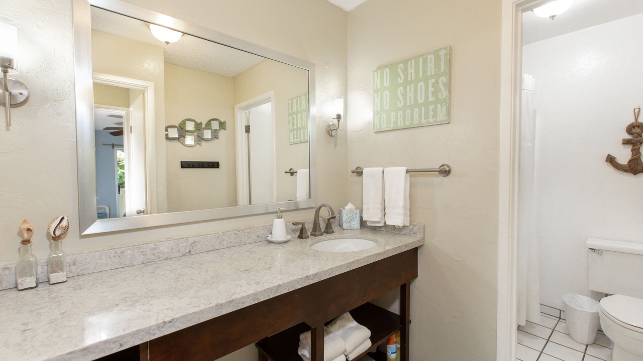 Photo of Bathroom in Wailua