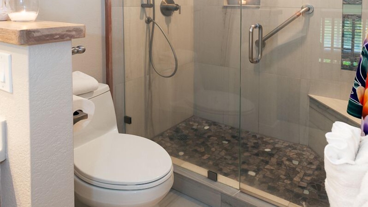 Photo of Bathroom in Princeville