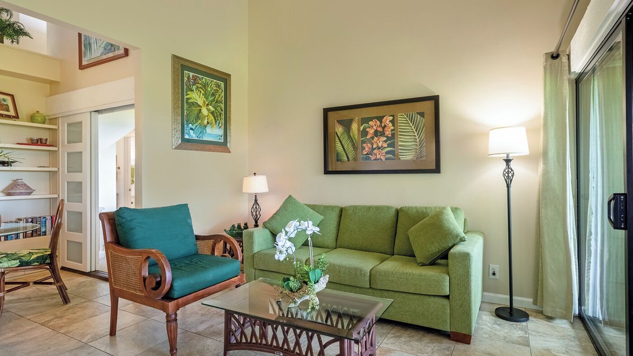 Photo of Livingroom in Princeville