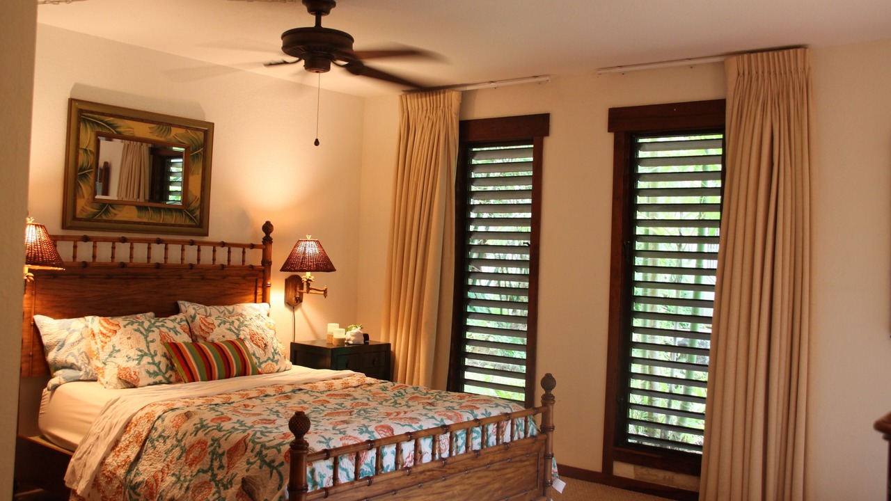 Photo of Bedroom in Poipu