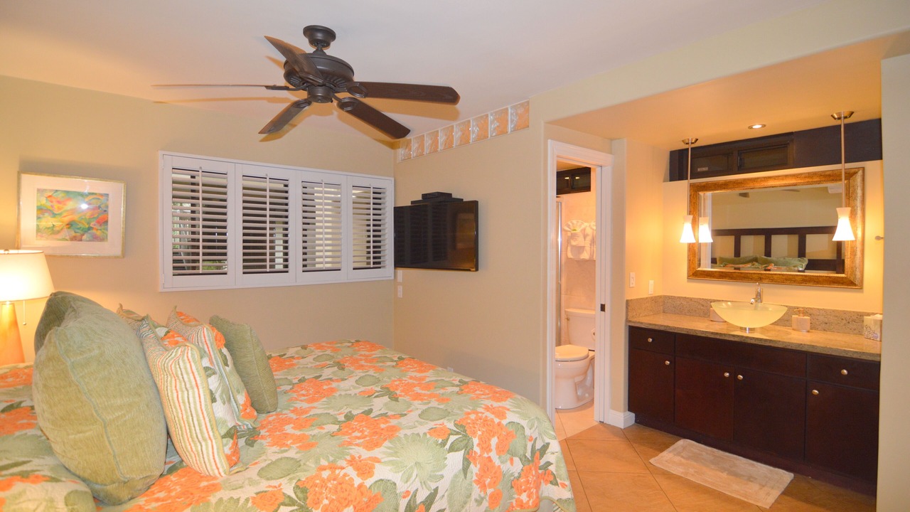 Photo of Bedroom in Poipu