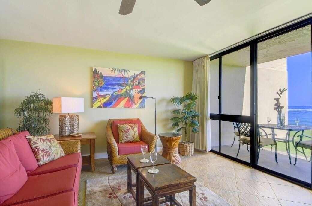 Photo of Livingroom in Poipu